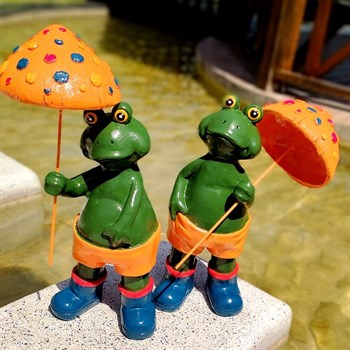 Şemsiyeli Kurbağa Heykel Takımı Dekorasyon